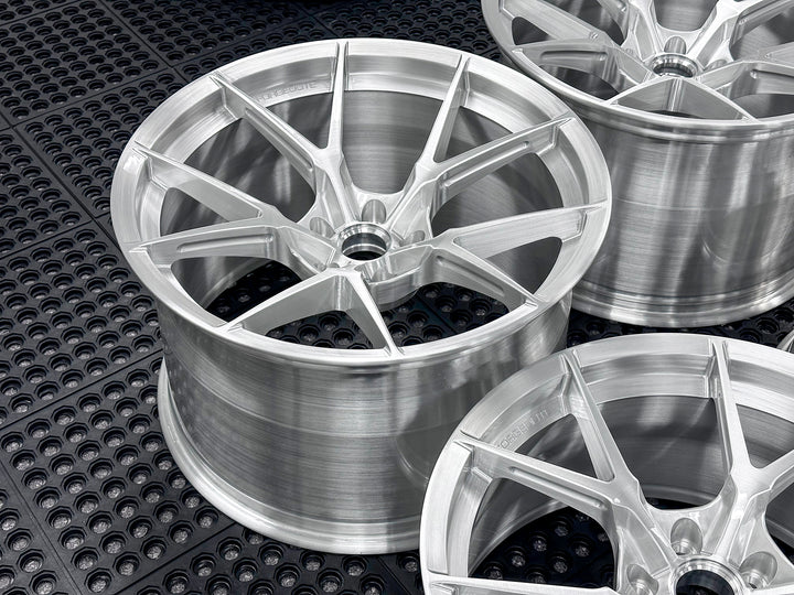 FORGEDLITE MC5 1PC MONOBLOCK 20X10 21X13 CORVETTE C8 Z06 / ERAY - Wheel Designers