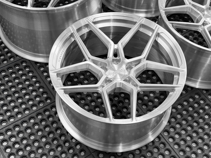 FORGEDLITE MC13 1PC MONOBLOCK 20X10 21X13 CORVETTE C8 Z06 - Wheel Designers