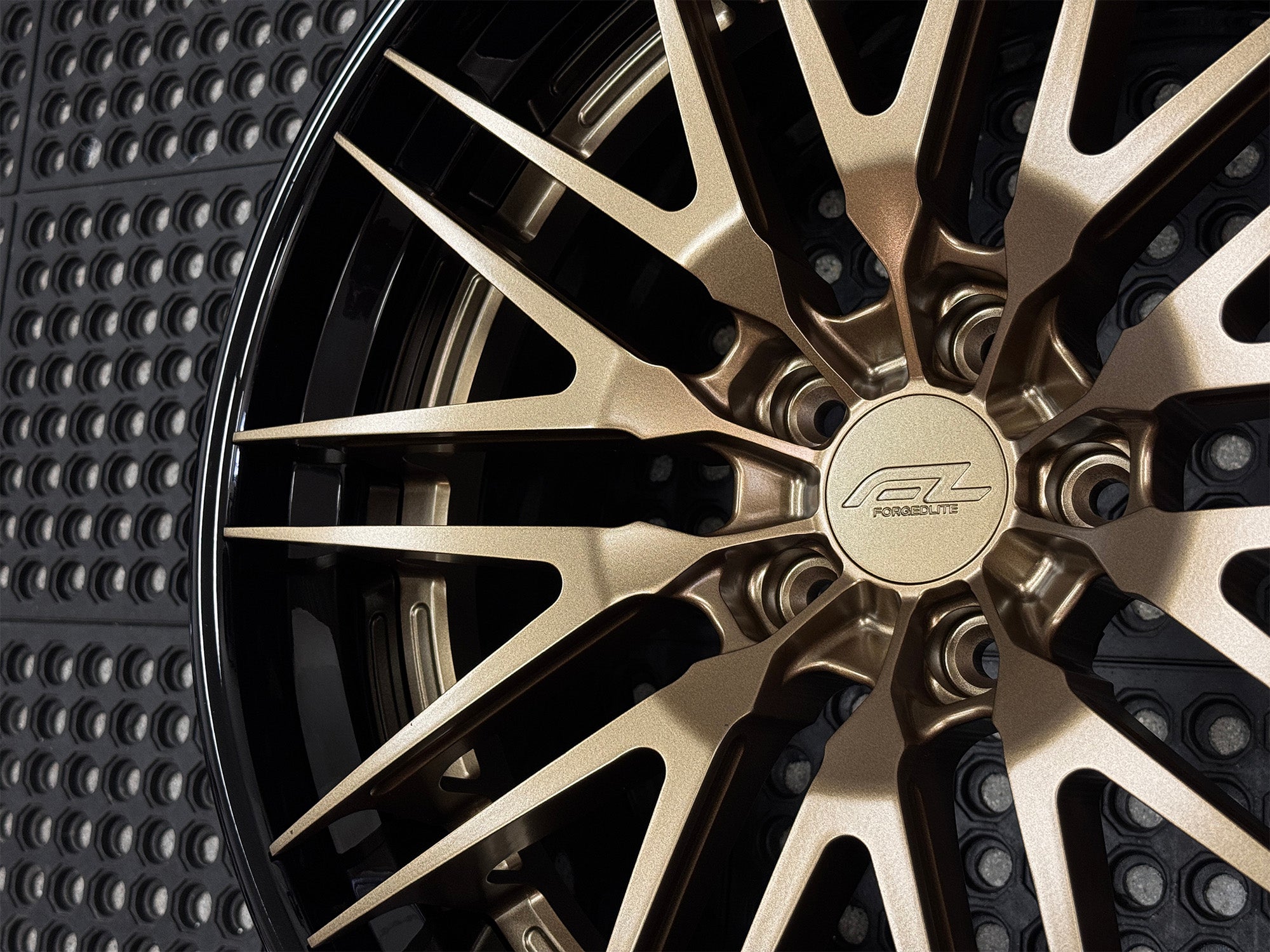 FORGEDLITE RS15 3-PIECE CORVETTE C8 ERAY - Wheel Designers