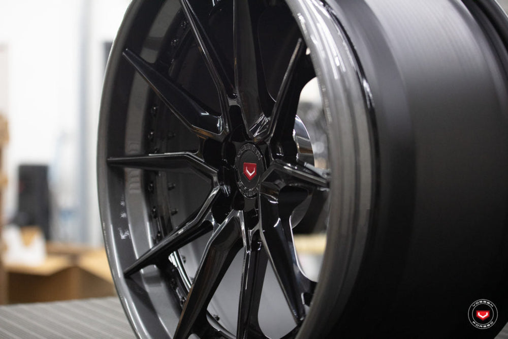 VOSSEN EVO-2 3-PIECE FORGED CORVETTE C8 Z06 / ERAY 20X10 21X13 - Wheel Designers