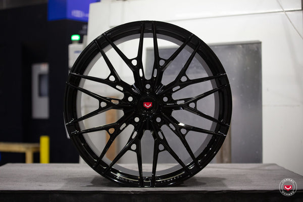 IN STOCK - VOSSEN S21-02 CORVETTE C8 Z06 / ERAY 20X10 21X13 - Wheel Designers