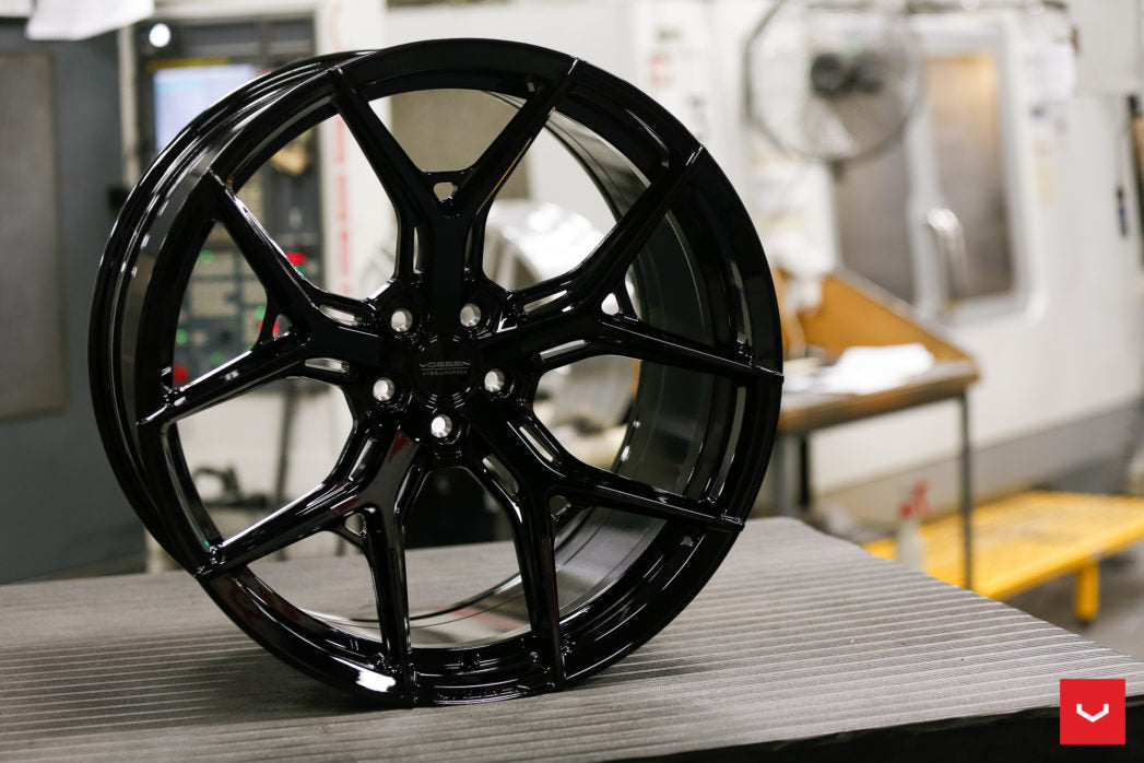 VOSSEN HF-5 20X9 21X12 W/ MICHELIN PILOT SPORT 4S 245/325 PACKAGE - Wheel Designers